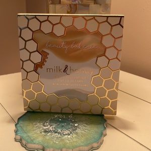 Beauty Bakerie highlighter pallet